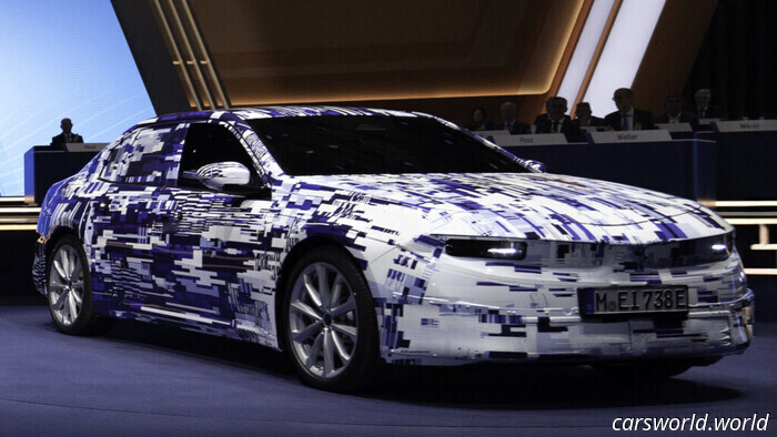 Босс BMW называет стратегию использования только электромобилей "Тупиковой" | Carscoops